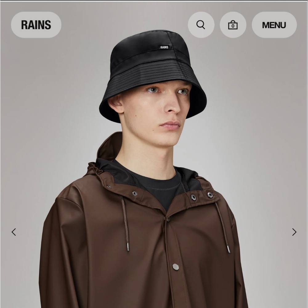 RAINS waterproof bucket hat M/XL NWT